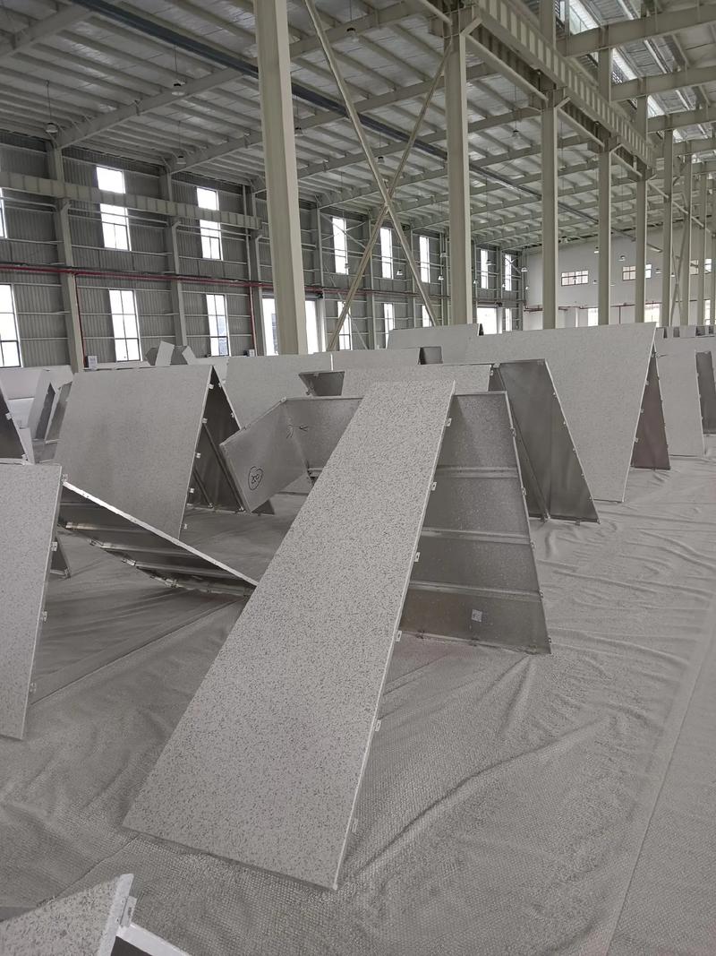 绿色环保建材新选择 武汉仿石材铝单板助力可持续建筑发展